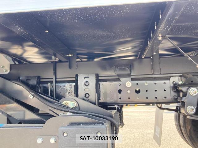 Mitsubishi CANTER 2026-03 8158106-11