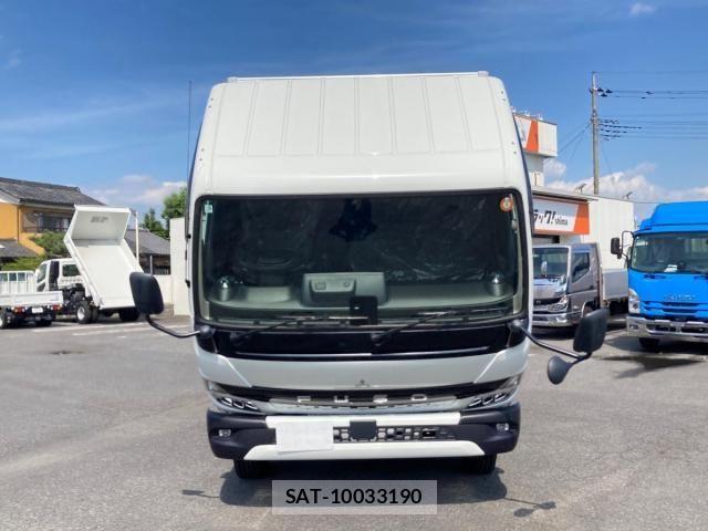 Mitsubishi CANTER 2026-03 8158106-21
