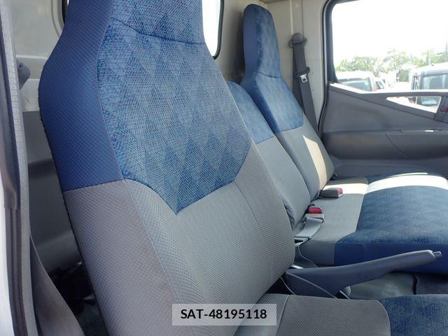 Mitsubishi CANTER 2006-10 8158104-18