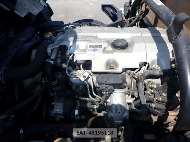 Mitsubishi CANTER 2006-10 8158104-22
