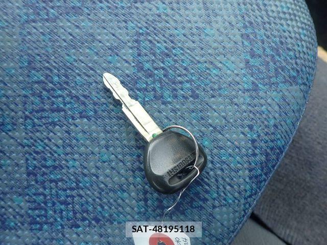 Mitsubishi CANTER 2006-10 8158104-26