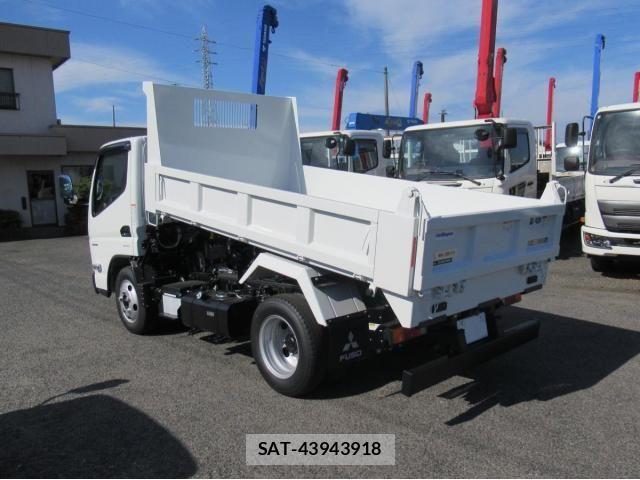 Mitsubishi CANTER 2026-04 8158107-3