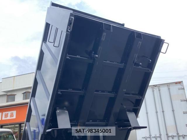 Mitsubishi CANTER 2017-12 8158116-15