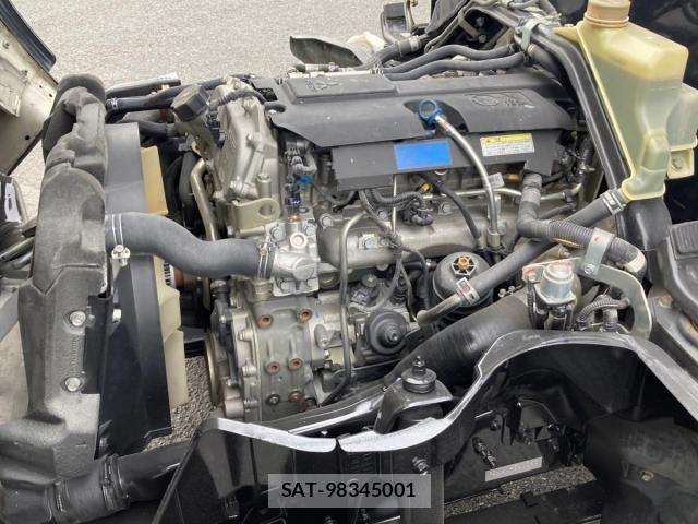Mitsubishi CANTER 2017-12 8158116-19