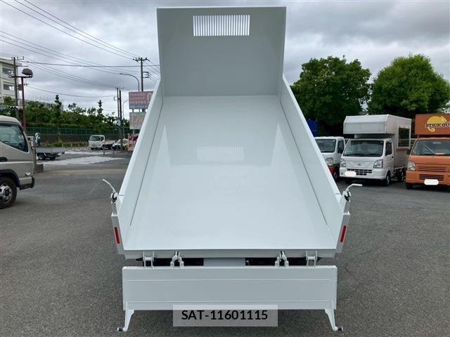 Mitsubishi CANTER 2026-07 8158111-11