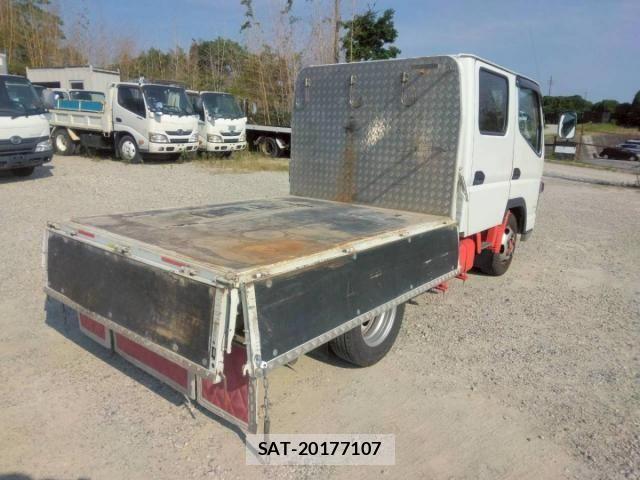 Mitsubishi CANTER 2019-03 8158119-13