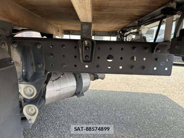 Mitsubishi CANTER 2023-03 8158110-18