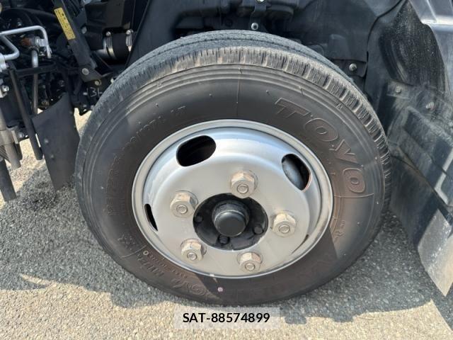 Mitsubishi CANTER 2023-03 8158110-19