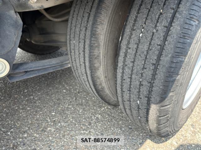 Mitsubishi CANTER 2023-03 8158110-23