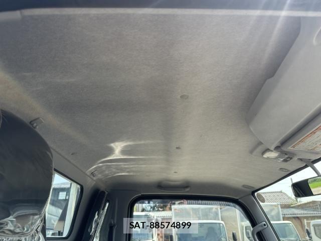 Mitsubishi CANTER 2023-03 8158110-26