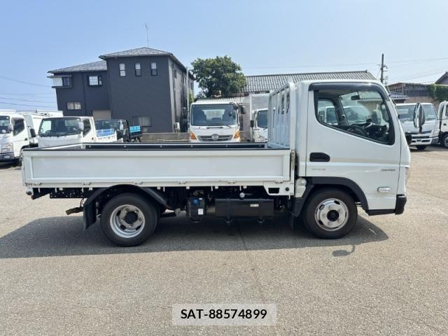 Mitsubishi CANTER 2023-03 8158110-5