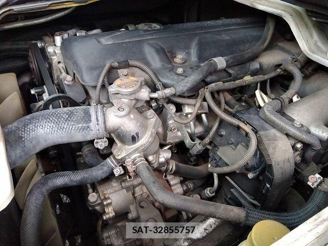 Mitsubishi CANTER 2010-08 8158124-19