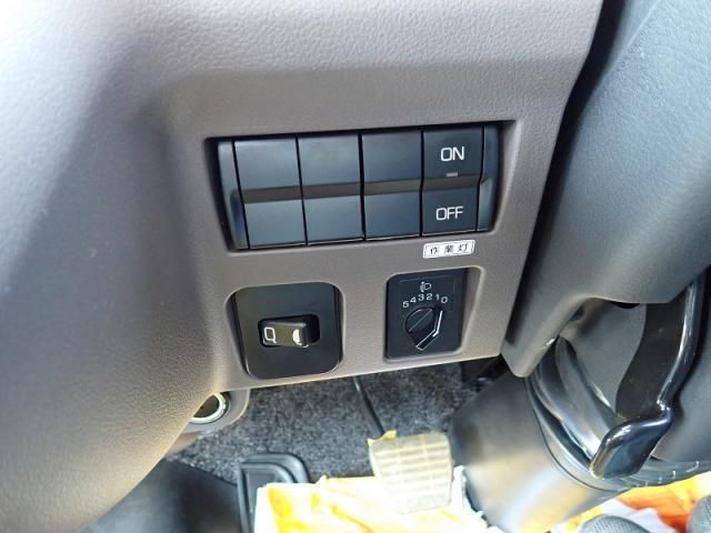 Mitsubishi CANTER 2026-02 8186331-12