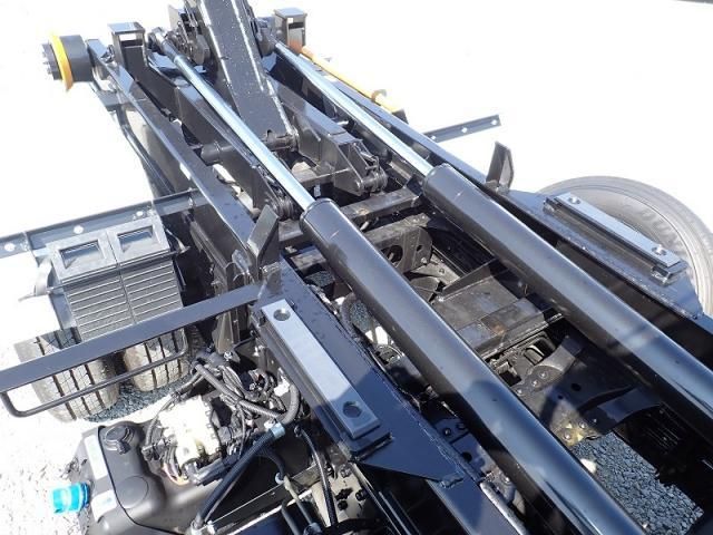 Mitsubishi CANTER 2026-02 8186331-18
