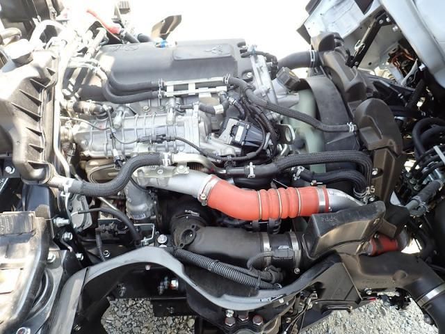 Mitsubishi CANTER 2026-02 8186331-21
