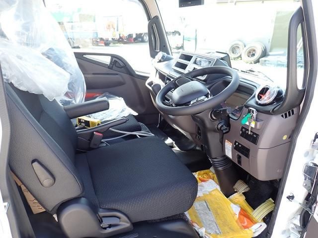 Mitsubishi CANTER 2026-02 8186331-7