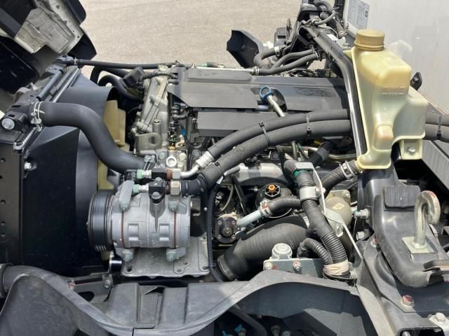 Mitsubishi CANTER 2020-06 8186336-13