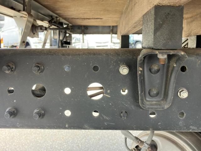 Mitsubishi CANTER 2020-12 8186334-11
