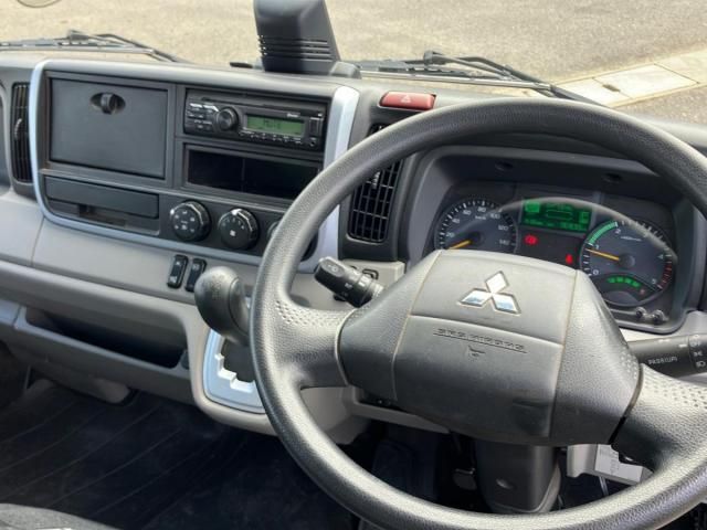 Mitsubishi CANTER 2020-12 8186334-17