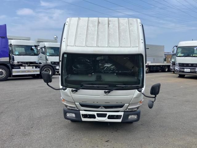 Mitsubishi CANTER 2020-12 8186334-19
