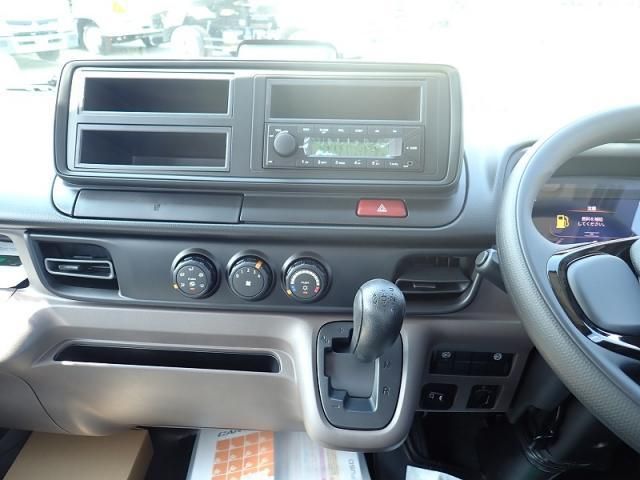Mitsubishi CANTER 2026-04 8186333-13