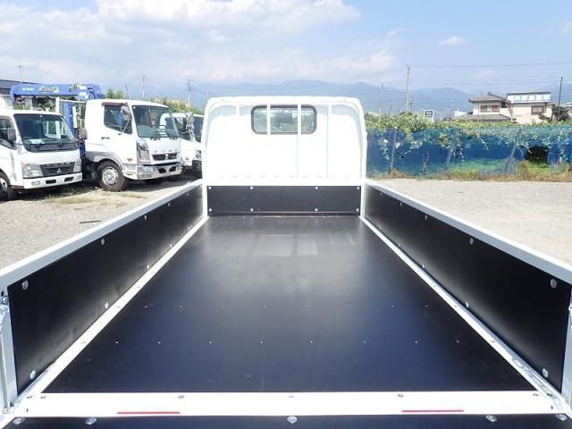 Mitsubishi CANTER 2026-04 8186333-6