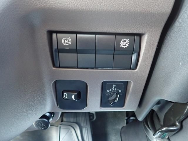 Mitsubishi CANTER 2026-04 8186330-16