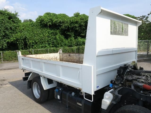 Mitsubishi CANTER 2024-04 8186332-15