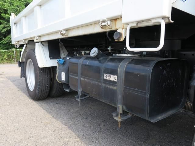 Mitsubishi CANTER 2024-04 8186332-17