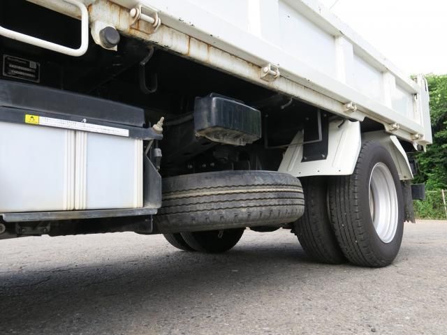 Mitsubishi CANTER 2024-04 8186332-18