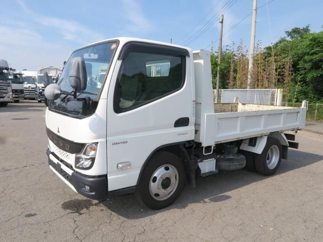 Mitsubishi CANTER 2024-04 8186332-1