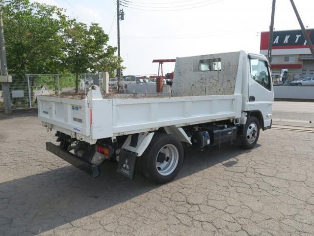 Mitsubishi CANTER 2024-04 8186332-3