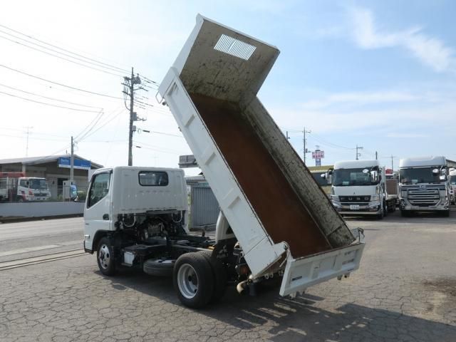 Mitsubishi CANTER 2024-04 8186332-6