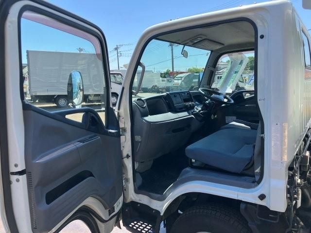 Mitsubishi CANTER 2014-03 8186335-23