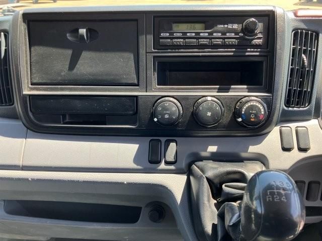 Mitsubishi CANTER 2014-03 8186335-27