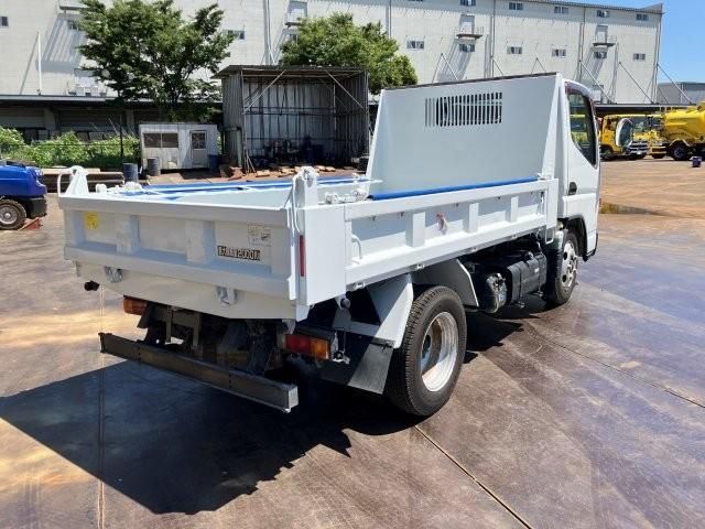 Mitsubishi CANTER 2014-03 8186335-3