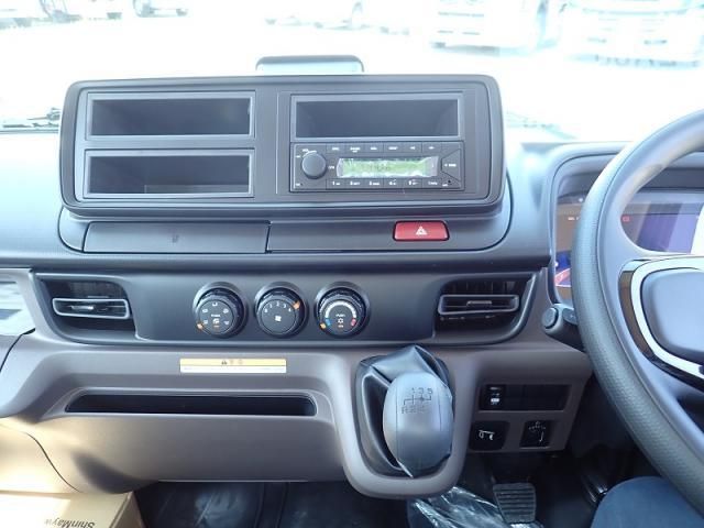 Mitsubishi CANTER 2026-06 8186325-16