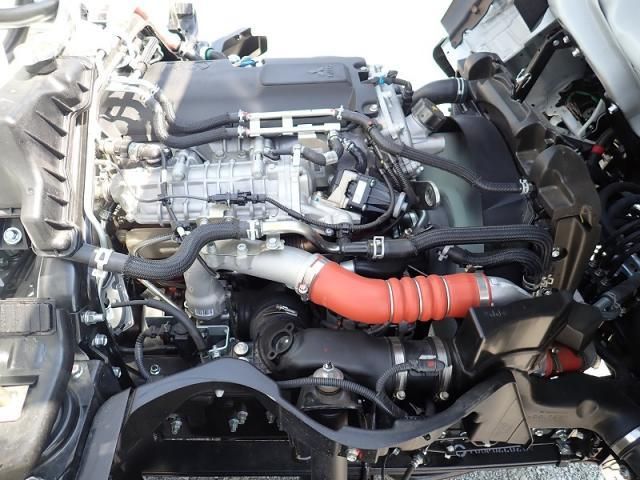 Mitsubishi CANTER 2026-06 8186325-24