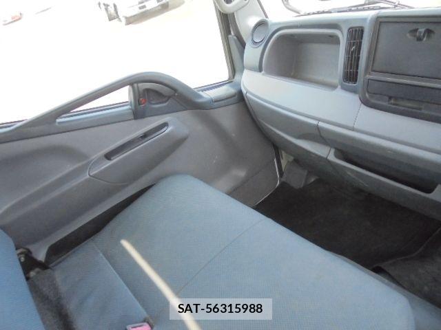 Mitsubishi CANTER 2012-05 8206735-14