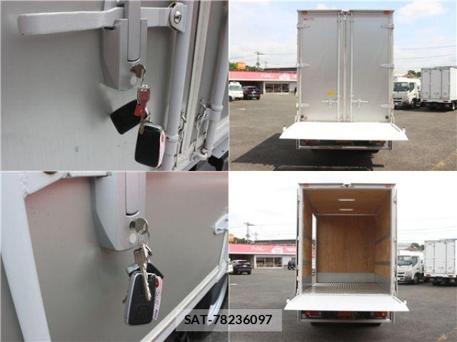 Mitsubishi CANTER 2023-05 8206732-9