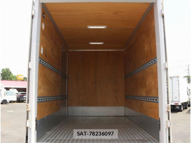 Mitsubishi CANTER 2023-05 8206732-11