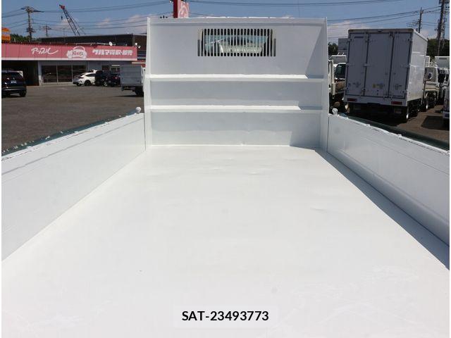 Mitsubishi CANTER 2019-07 8206742-11