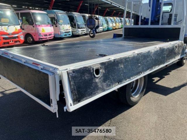 Mitsubishi CANTER 2018-05 8206734-11