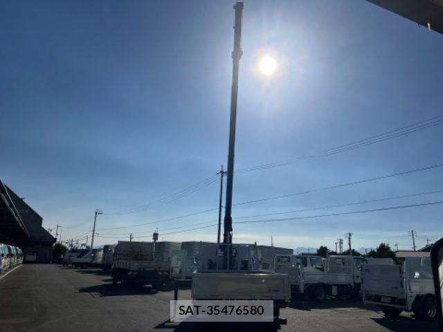 Mitsubishi CANTER 2018-05 8206734-3
