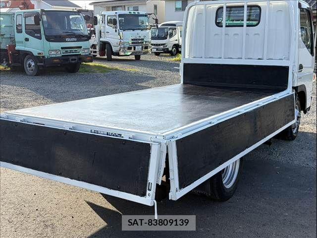 Mitsubishi CANTER 2012-02 8206743-12