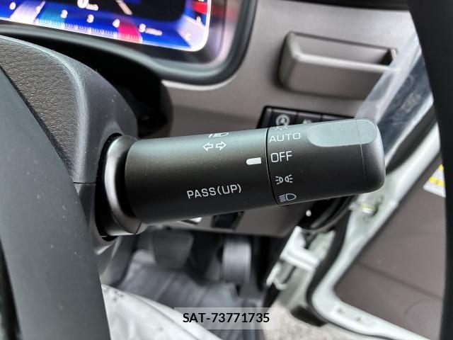 Mitsubishi CANTER 2025-11 8206733-5
