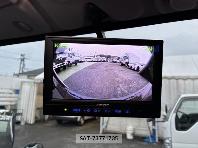 Mitsubishi CANTER 2025-11 8206733-6
