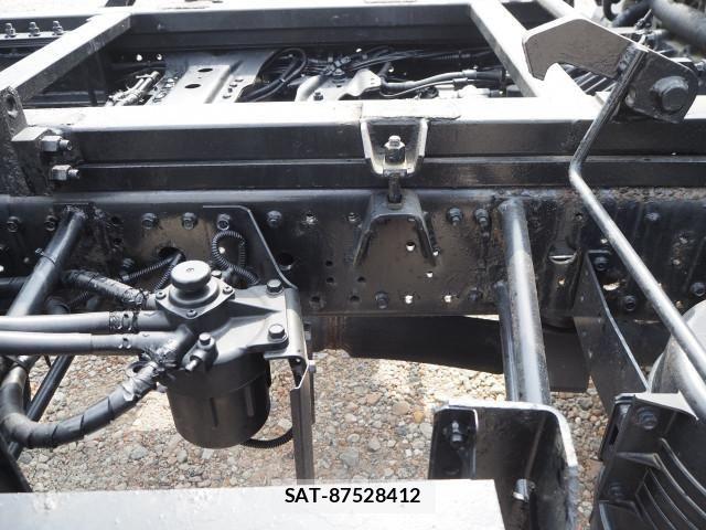 Mitsubishi CANTER 2010-03 8229147-12