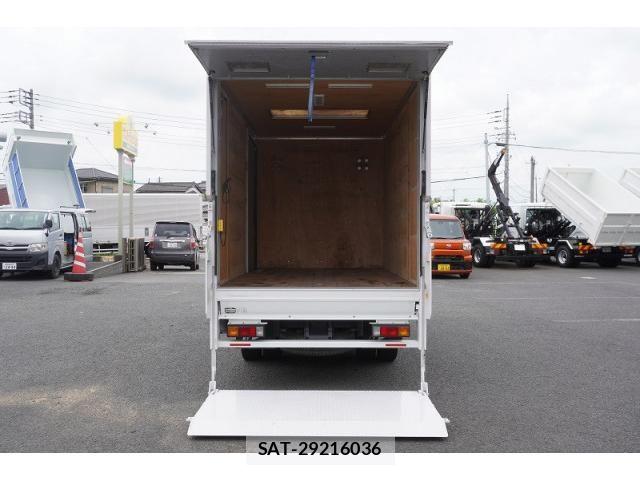 Mitsubishi CANTER 2019-03 8229175-19