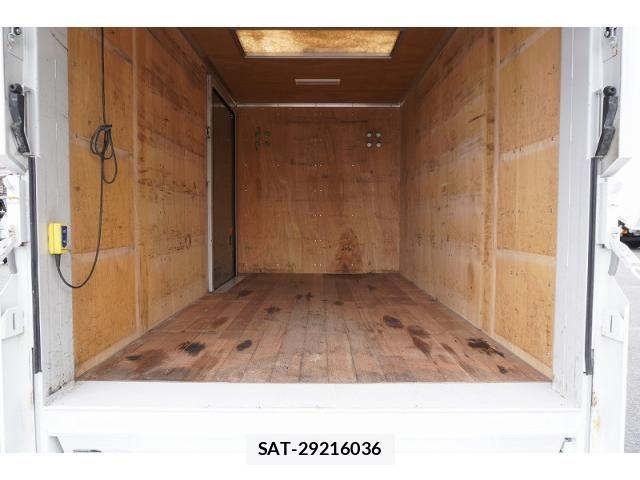 Mitsubishi CANTER 2019-03 8229175-20